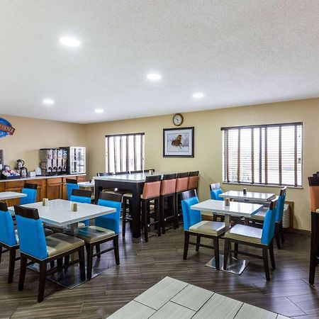 Baymont By Wyndham Louisville South I 65 Brooks Bagian luar foto