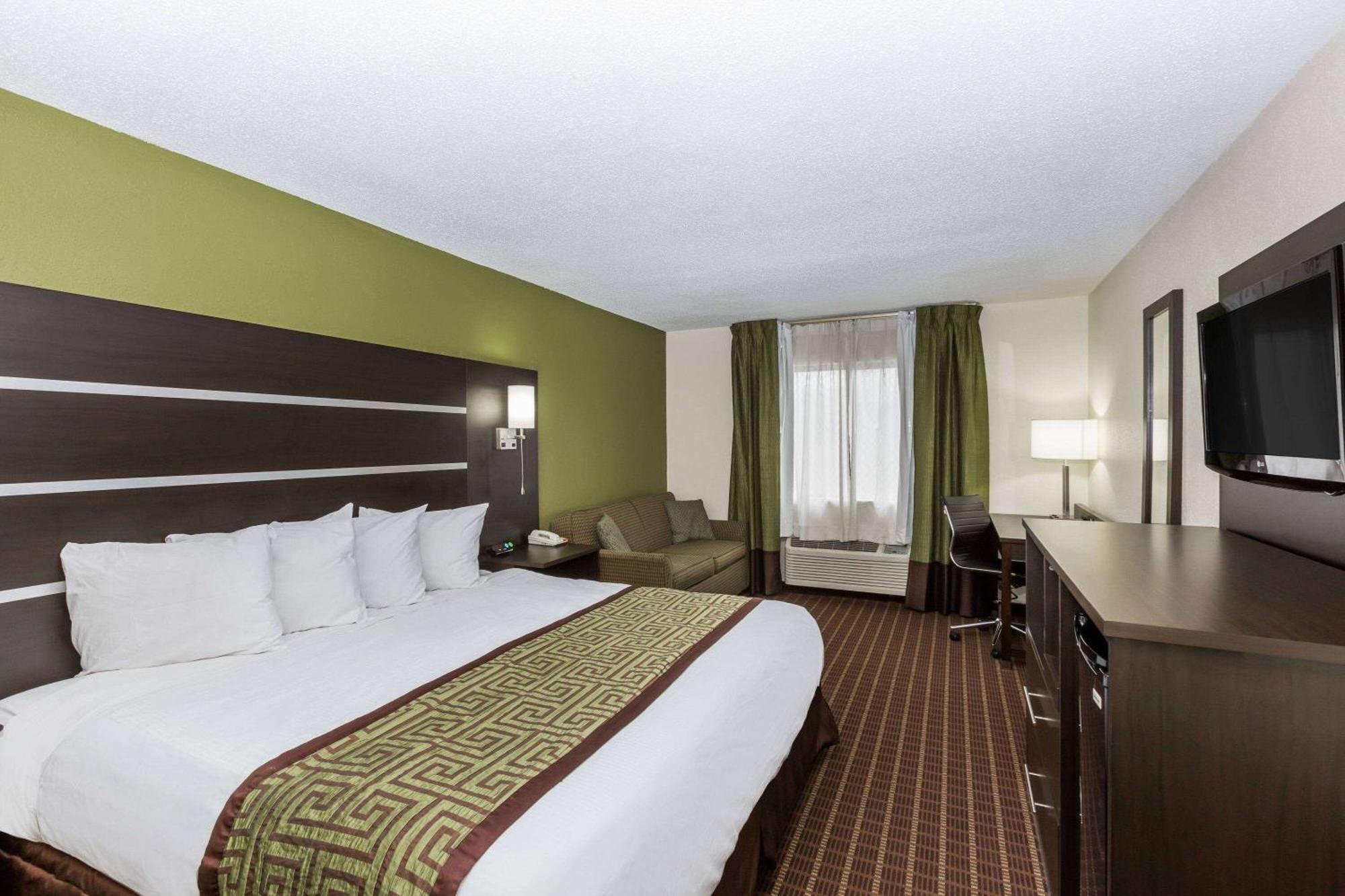 Baymont By Wyndham Louisville South I 65 Brooks Bagian luar foto
